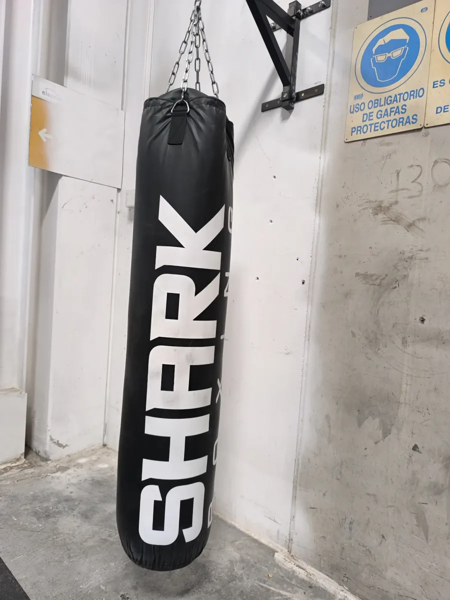 Saco de boxeo Shark en el gimnasio Bollodromo, Tarragona